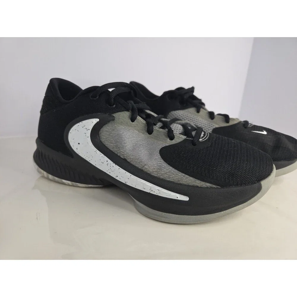 Nike Zoom Freak 4 DQ0553-001 Black Gray Basketball Shoes Womens / Youth Sz 7 EUC